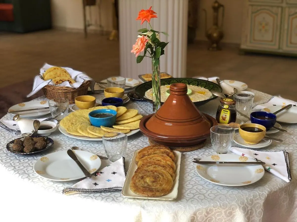 بيت ضيافة فندق Tiguemine Sarah Douar Akkara